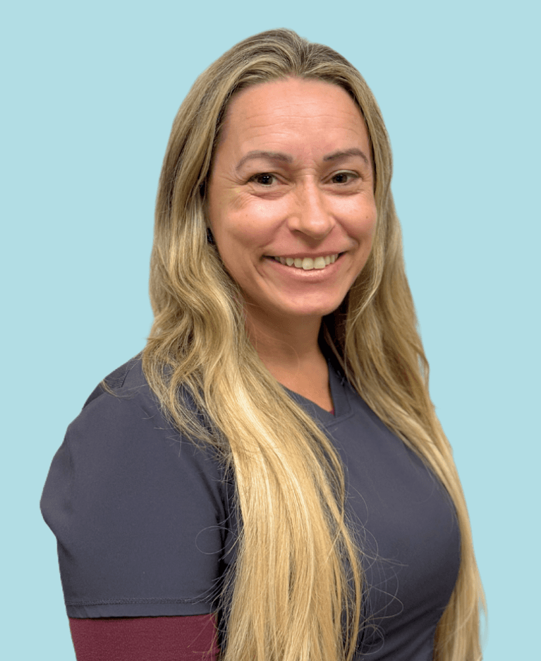 headshot of heather dental assistant | cary dentist